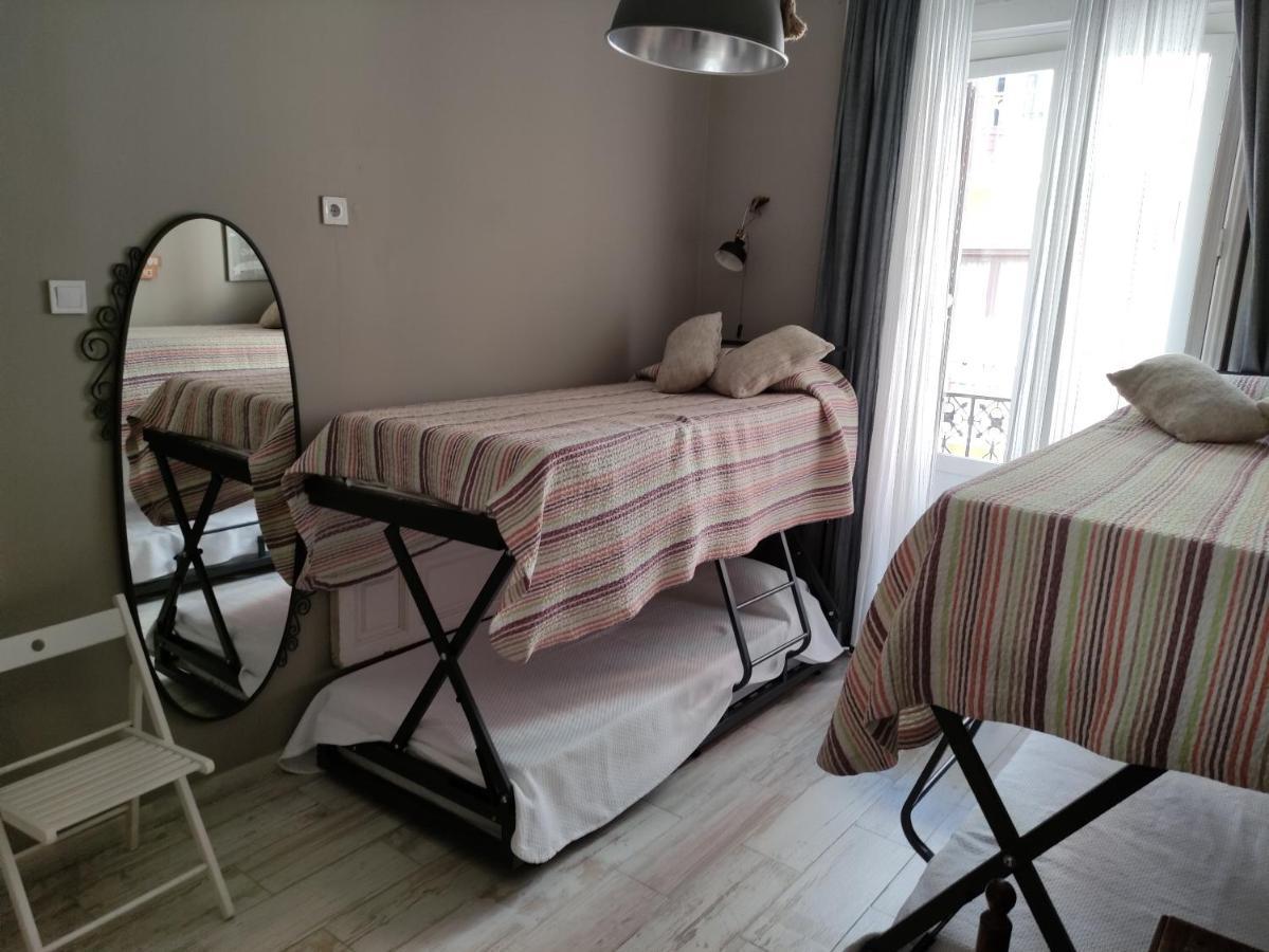 Hostal Hispalense Madrid Exteriör bild