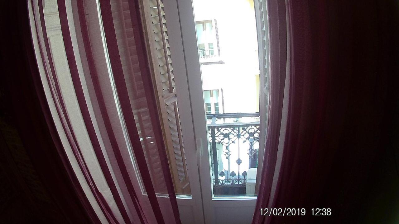 Hostal Hispalense Madrid Exteriör bild
